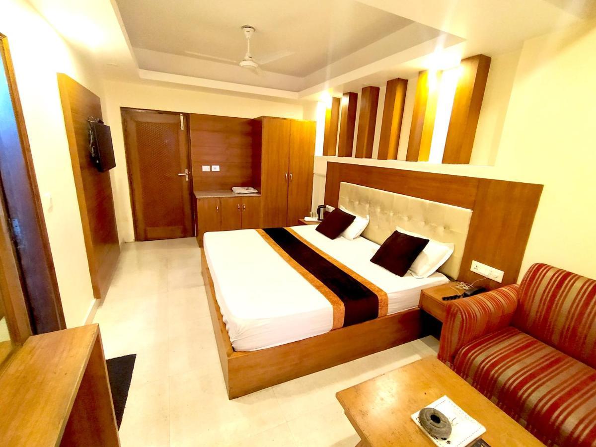 Hotel Samrat, Mussoorie Ngoại thất bức ảnh