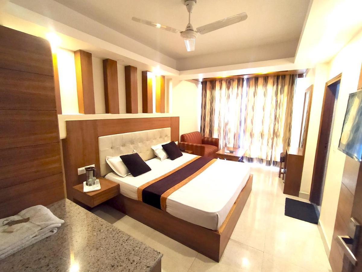 Hotel Samrat, Mussoorie Ngoại thất bức ảnh