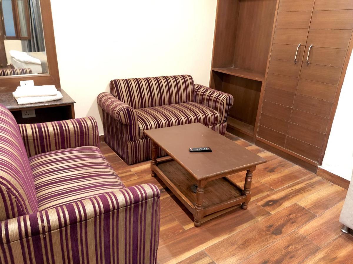 Hotel Samrat, Mussoorie Ngoại thất bức ảnh