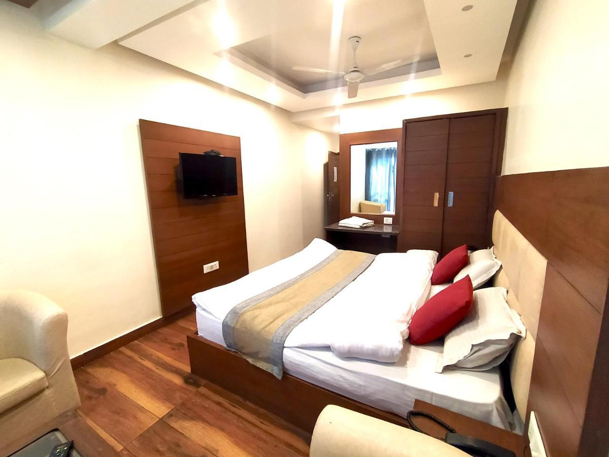 Hotel Samrat, Mussoorie Ngoại thất bức ảnh
